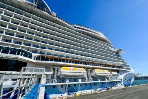 Read more about the article The 5 best destinations you can visit on a Norwegian Cruise Line ship