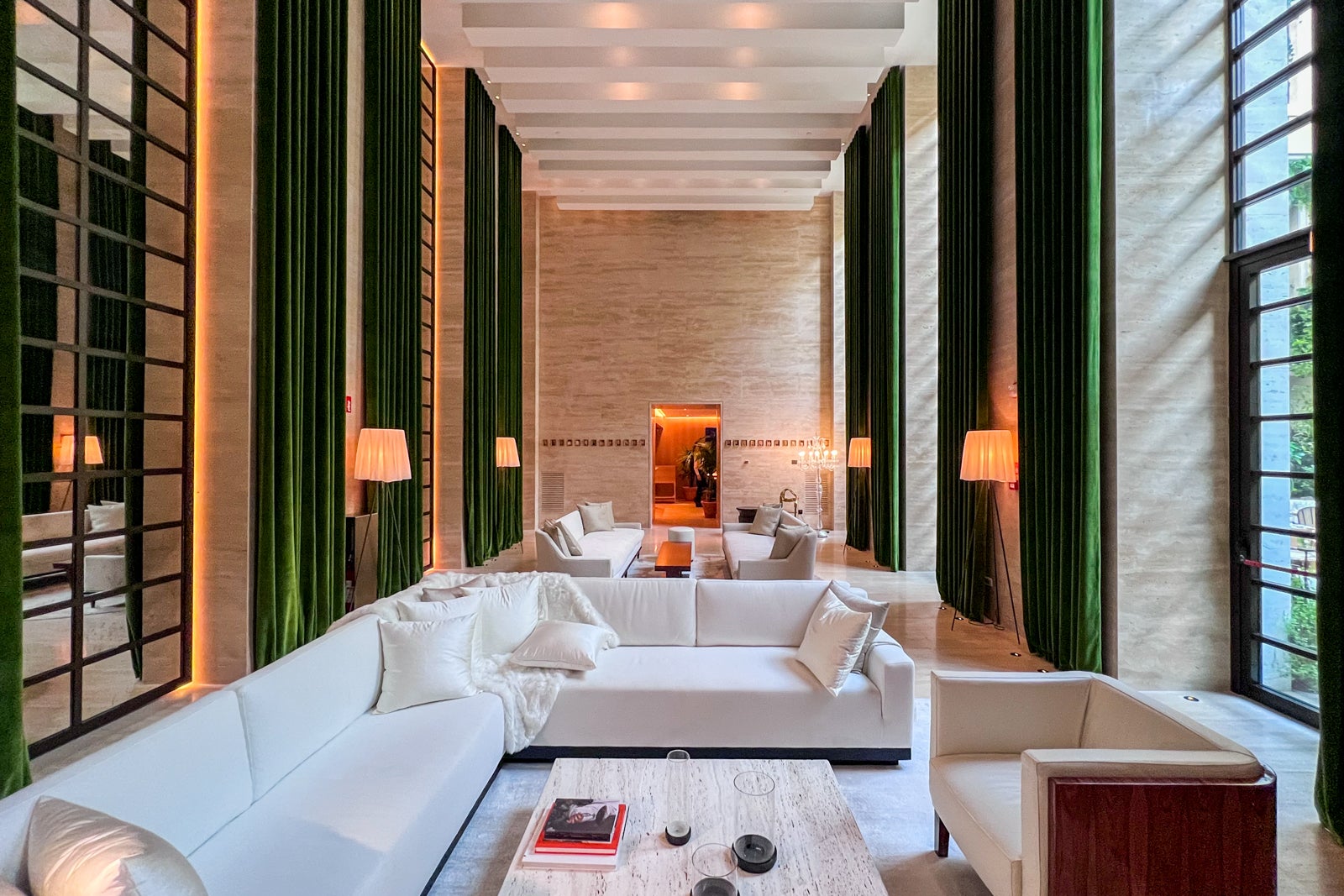 You are currently viewing Inside the Rome Edition, 1 of the Eternal City’s hottest hotels