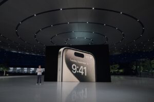 Read more about the article 9 travel features I’m most excited about with Apple’s new iPhone 15 family