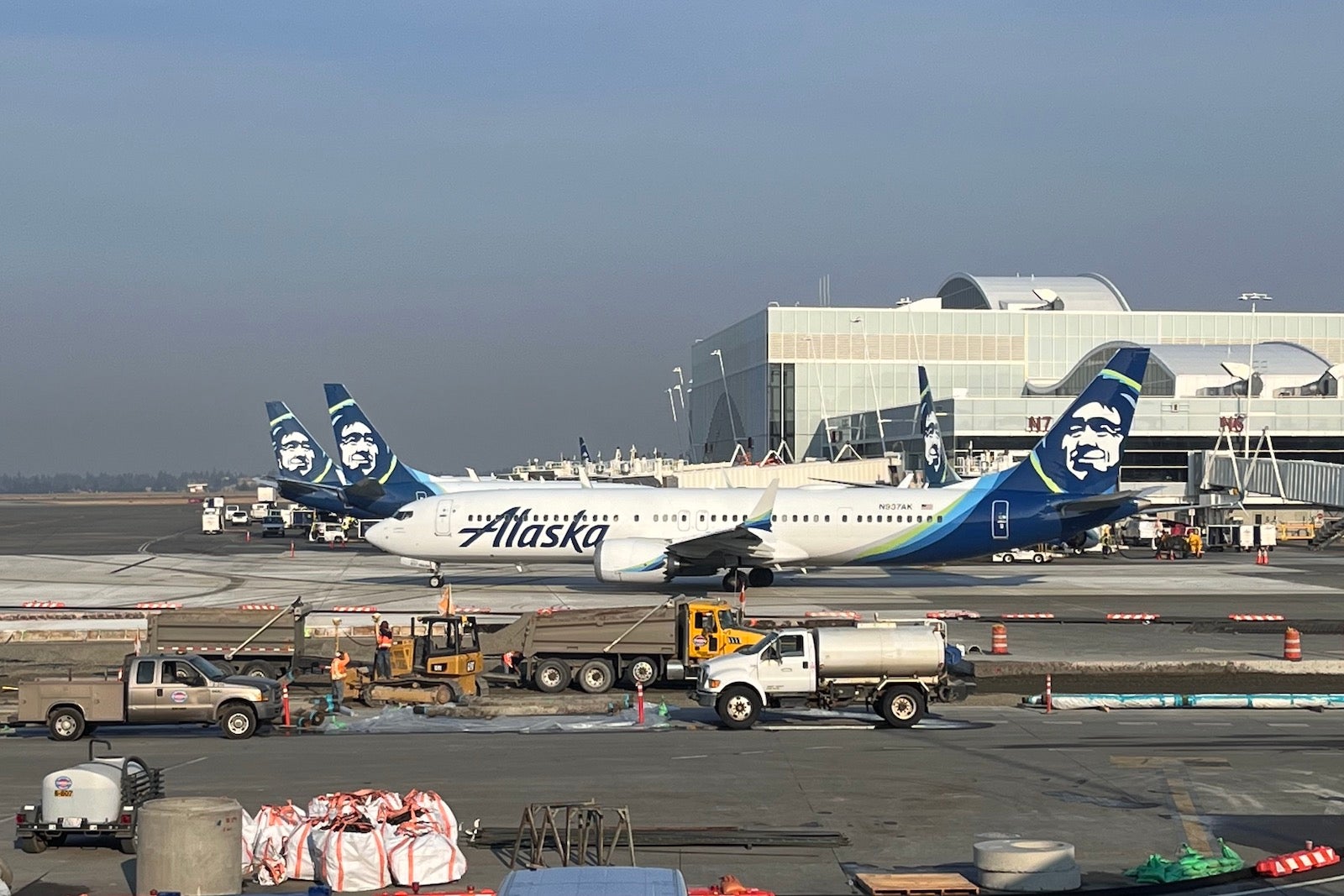 Read more about the article Alaska Airlines targets Delta with lucrative status match offer