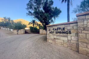 Read more about the article Castle Hot Springs: What it’s like staying at 1 of the most exclusive luxury resorts in Arizona