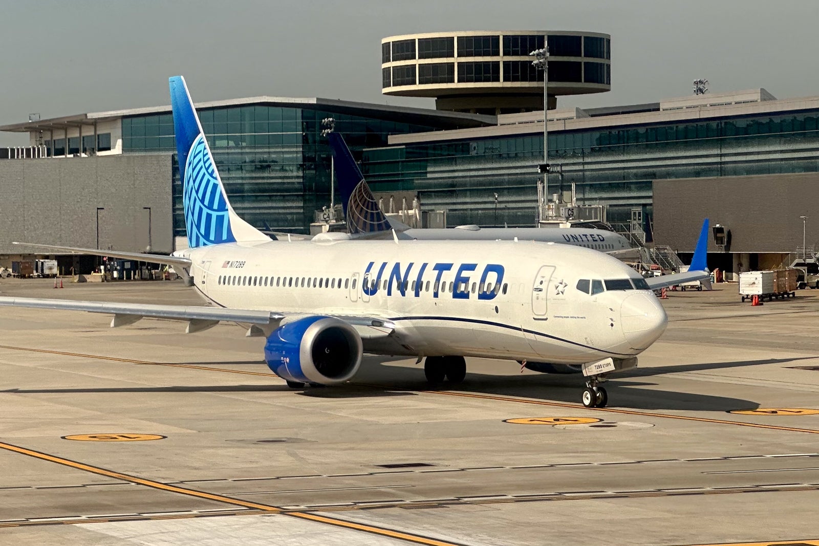 You are currently viewing United Airlines hubs: How United started and where it flies now