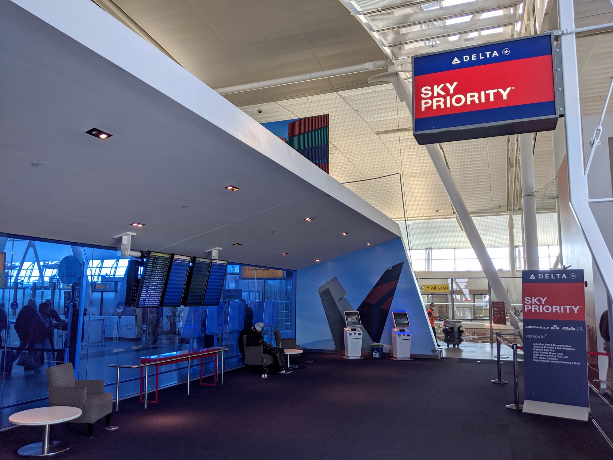 Read more about the article What is Delta Sky Priority — and how do you get it?
