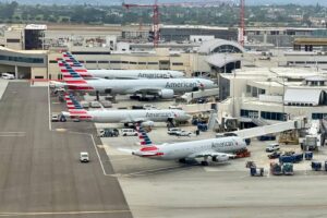 Read more about the article American Airlines delays big changes to earning miles and Loyalty Points, for now