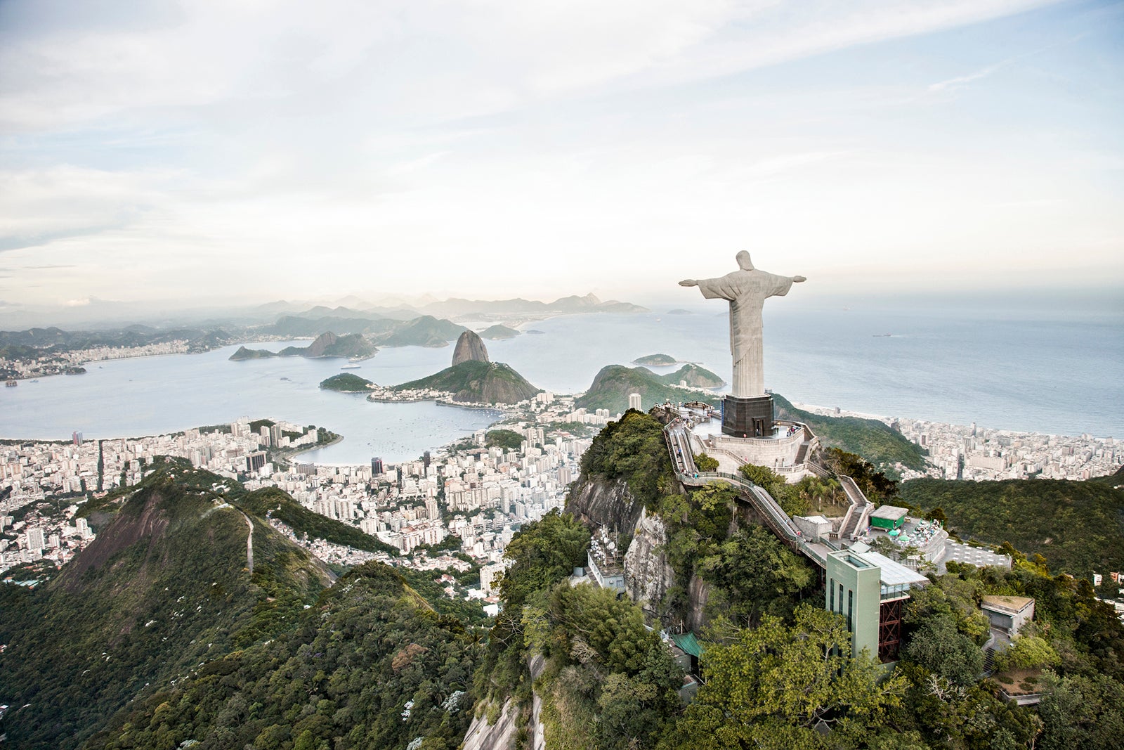 You are currently viewing Fly business class to Rio de Janeiro from Miami and Washington, DC, from $1,563