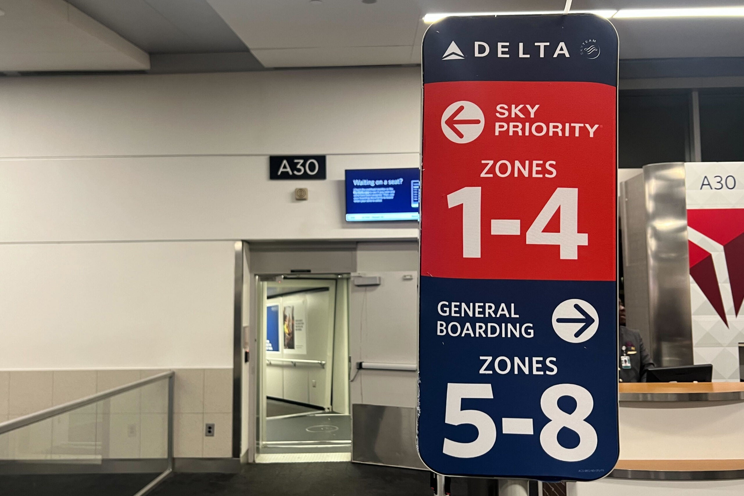 Read more about the article Delta rolls out new boarding process, replaces groups with numbers